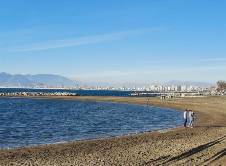 Apartamento En La Playa En Paseo Maritimo มาลากา ภายนอก รูปภาพ